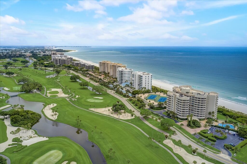 The Harbourside Golf Course located next to the Sanctuary Longboat Key