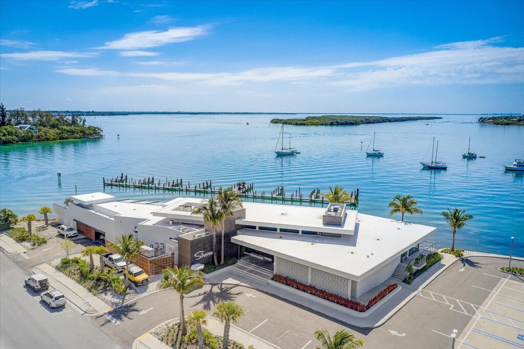 A photo showing the beautiful views from the Shore, an outdoor dining experience on Longboat Key, Florida.